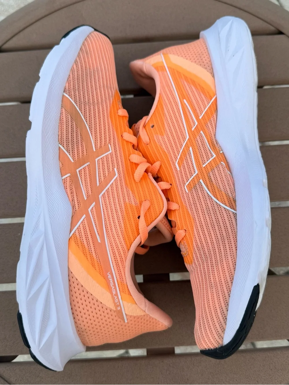 ASICS Versablast 3 Women’s Running Shoes Size 8.5